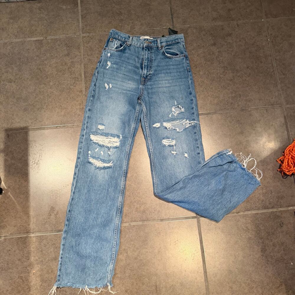 Zara Ripped Jeans - Picture 2 of 2